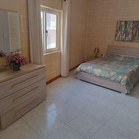 Апартаменты Hideaway Flats Ксленди Экстерьер фото
